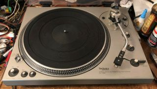 Classic Technics SL - 1300 Fully Automatic Direct Drive Turntable from 1970 ' s 2