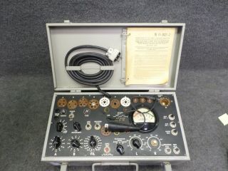 Dynamic Mutual Conductance Tube Tester I - 177 Military W/ U.  S.  Army Manuals Vtg