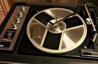 SOUND DESIGN MODEL SK28 3 SPEED RECORD PLAYER W/BUILT IN AMPLIFIER SERVICED 3