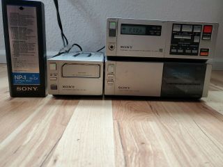 Sony SL - 2000 Betamax Player Recorder & Sony Tuner Timer Unit TT - 2000 and AC - 220 2