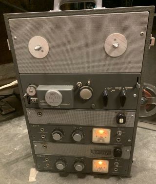 Vintage Roberts 990 4 Track Reel To Reel Tape Recorder