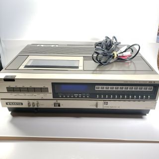 Vintage Sanyo Beta Player Recorder Vcr 3900 Ii Betamax &