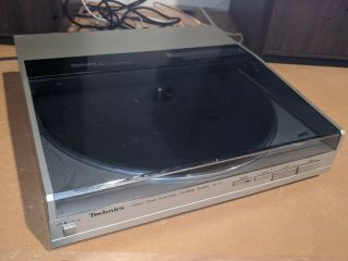 Vintage 1980s Technics Sl - 5 Linear Tracking Direct Drive Automatic Turntable