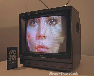 Tmk Vintage Television Set 1980s 13 " Color Tv 1410rc W/ Remote Control 1986