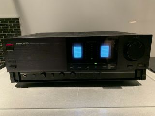 Nikko NA - 100 Integrated Stereo Amplifier 110 WPC w/matching NT - 100 Digital Tuner 2