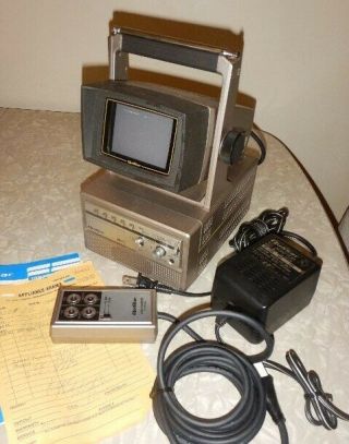Quasar Mini Portable 3.  3 " Color Television 1984 Tv Ac Dc Up1315xq