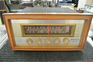 Vintage Magnavox Astro - Sonic Custom Am Fm Stereo Receiver