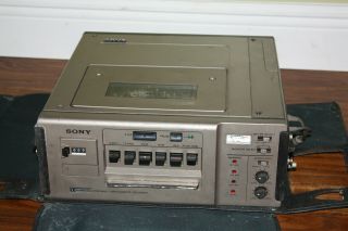 Sony U - Matic Vo - 4800 Videocassette Recorder -