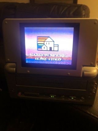 Audiovox Vbp2000 Vcr Vhs Portable Player With 5 " Lcd Monitor With 4 Vhs Tapes