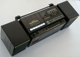 Akai Japan Pj - 35 Mw - Sw1 - Sw2 - Fm Radio Cassette Recorder Boombox,  Radio A1