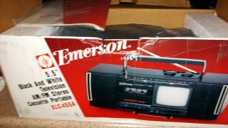 1980 Emerson Black & White Tv Am/fm Stereo Cassette Portable Xlc455a