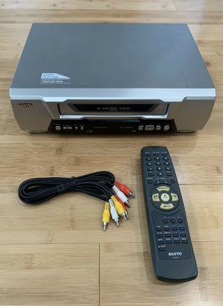 Sanyo Vwm - 385 Vcr With Remote Hi - Fi 4 Head Stereo Vhs Player Cassette Recorder