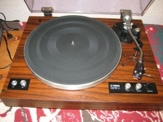 Vintage Yamaha Turntable Yp - 77 Record Player