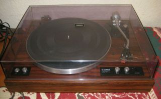 Vintage YAMAHA TURNTABLE YP - 77 Record Player 2
