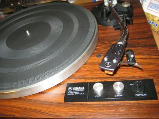 Vintage YAMAHA TURNTABLE YP - 77 Record Player 3