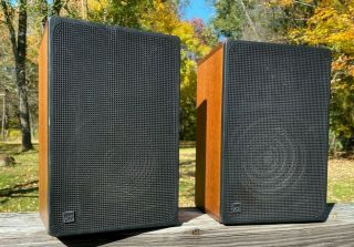 Ads L 400 Speakers 75 Watt Metal Grill Covers Walnut Cabinet