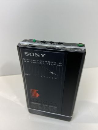 Sony Wm - F100 Iii (3) Walkman W Aa Battery Holder.