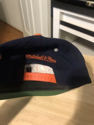 Chicago Bears Snapback Hat - Mitchell & Ness Blue/Orange NFL Vintage 3
