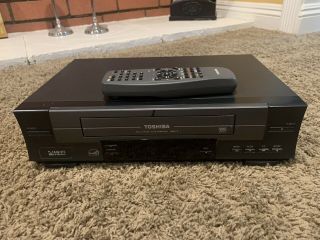 Toshiba W - 512 Vhs Player Vcr 4 Head With Remote Video Recorder Fully