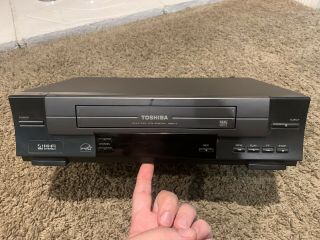 Toshiba W - 512 VHS Player VCR 4 Head WITH REMOTE Video Recorder FULLY 2