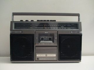 Ge General Electric 3 - 5252a Am/fm Stereo Cassette Boombox Very &