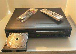 Zenith Xbv323 Dvd Player Vcr Combo With Remote & Cables -