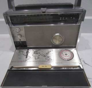 Zenith Transoceanic Royal 3000 - 1 Multiband All Transistor Radio 2