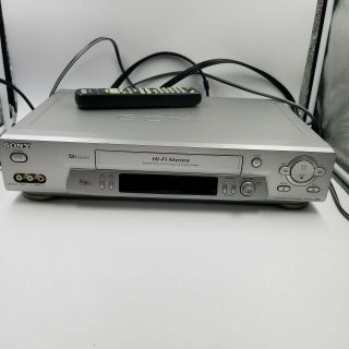 Sony Slv - N81 Vhs Vcr Player W/ Cables & Remote And Great