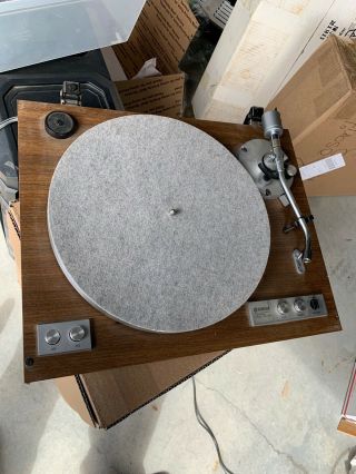 Yamaha Yp - B4 Turntable Record Player No Headshell Or Cover Does Not Spin