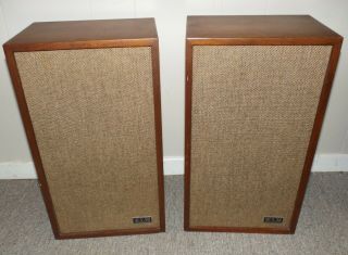 2 Vintage Klh Model Twenty Two (22) Acoustic Suspension Loud Speakers -