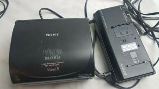 Sony Video Walkman Gv - M20 Video 8.  Read