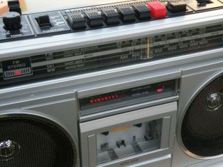 Sanyo Japan M9916k Mw - Sw1 - Sw2 - Fm Radio Cassette Recorder Boombox,  Belt,