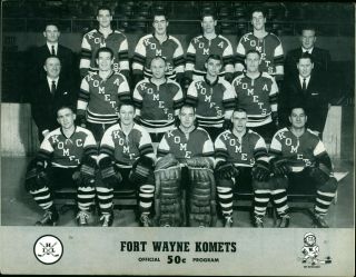 1969 Fort Wayne Komets Vs Muskegon Mohawks Ihl Hockey Program With 9 Autographs