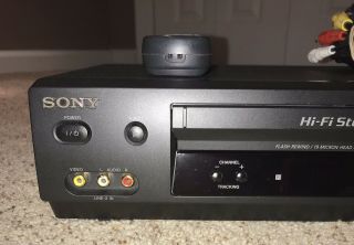 Sony VHS VCR Player & Recorder - 4 Head Hi - Fi VCR & Remote Cables 2