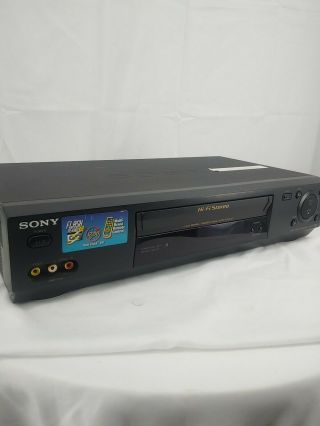 Sony Slv - N77 Vcr Player Recorder Vhs (no Remote) Great.