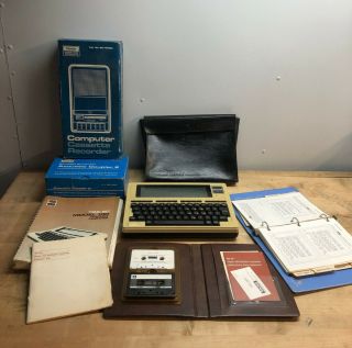 Vintage Radio Shack Tandy Trs - 80 Model 100 Portable Computer