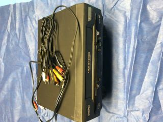Samsung Samtron Vcr Vhs Player Recorder W/ Rca Cables Sv - D91 |