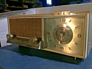 Philco antique clock radio cream Tan Part 78 - 2338 - 286 Push button AM Gold trim 2