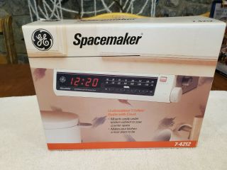 Vintage Ge Spacemaker Am Fm Kitchen Radio With Clock Open Box 7 - 4212