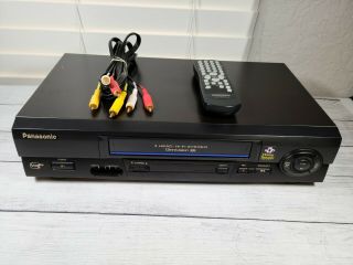 Panasonic Pv - V4611hi - Fi Vhs Vcr Player With Remote & Rca Cables