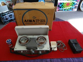 Vintage Electronics Aiwa Tp - 32a Reel To Reel Tape Recorder Complete