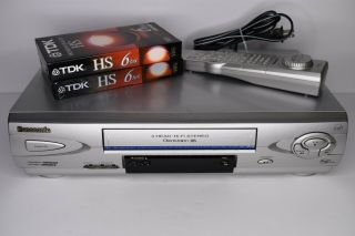 Panasonic Omnivision Pv - V4622 Vcr Plus 4 - Head Vhs Player With Remote Tape Silver