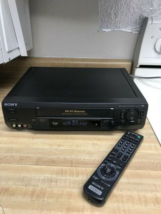 Sony Vcr Vhs Video Tape Recorder Player Slv - N60 W/ Remote,  Well