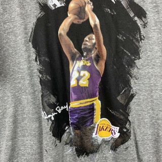 Elgin Baylor Los Angeles LA Lakers T Shirt Men’s Size XL Gray 2
