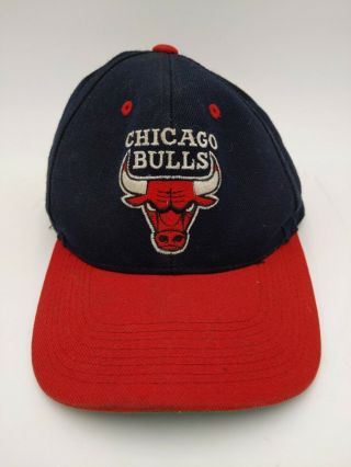 Vintage 90s Chicago Bulls Snapback Hat Cap Red Black - Embroidered Logo
