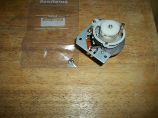 Pioneer RT - 901 Reel to Reel Tension Roller Right (Will Also Fit RT - 909) 2