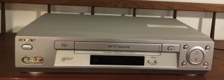 Sony Slv - N700 Video Cassette Recorder,  And Vcr No Remote