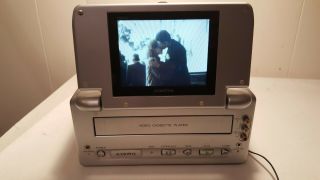 Audiovox Vbp2000 Portable Vcr Vhs Player 5 " Lcd Monitor W/12v Ac Adapter