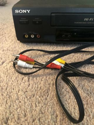 Sony VHS/VCR Player/Recorder Great All Cords SLV - N51 2