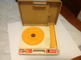 Vintage 1978 Fisher Price Record Player Model 825 Kid Phonograph Turntable